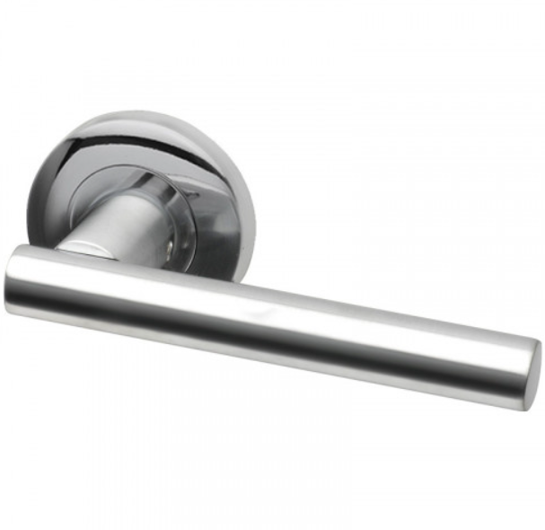 Lynx Straight Lever on Rose Door Handle